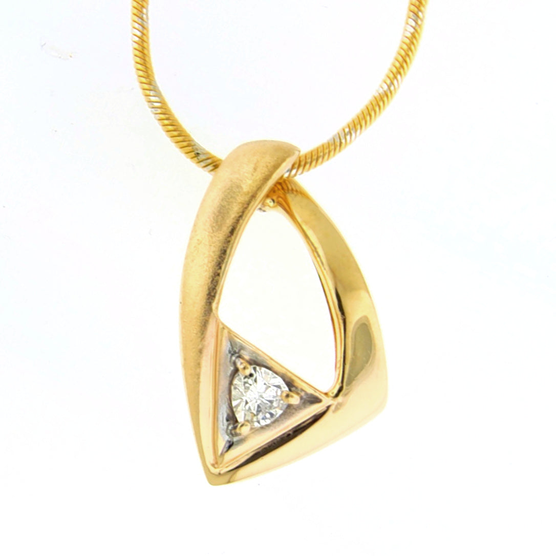 Yellow Gold Geometric Pendant