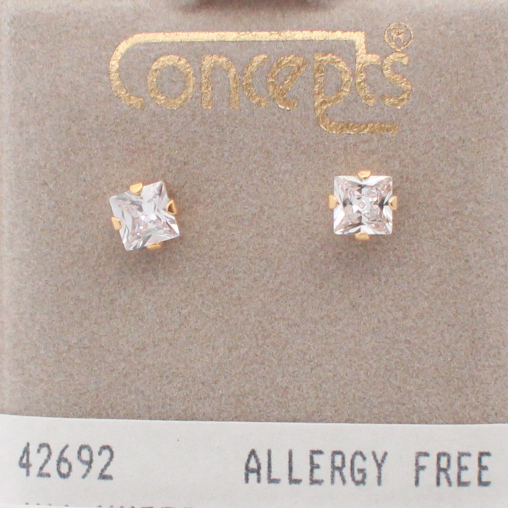 24K Gold Plated Surgical Stainless Steel Cubic Zirconium Stud