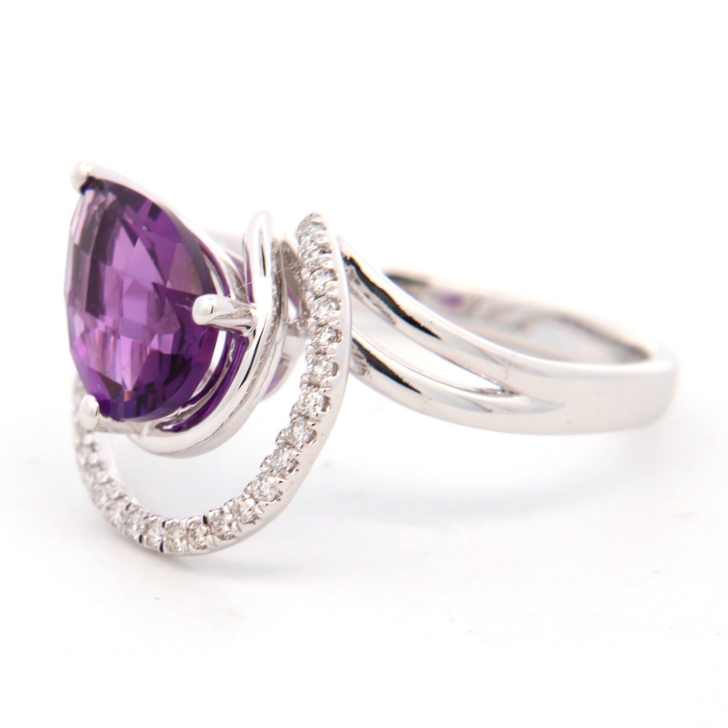 Pear Amethyst Swirl Ring