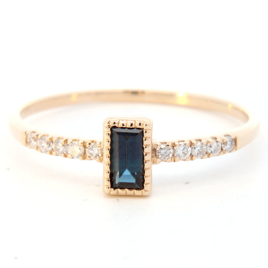 Sapphire Minimalist Accented Ring in 14 Karat Yellow Gold