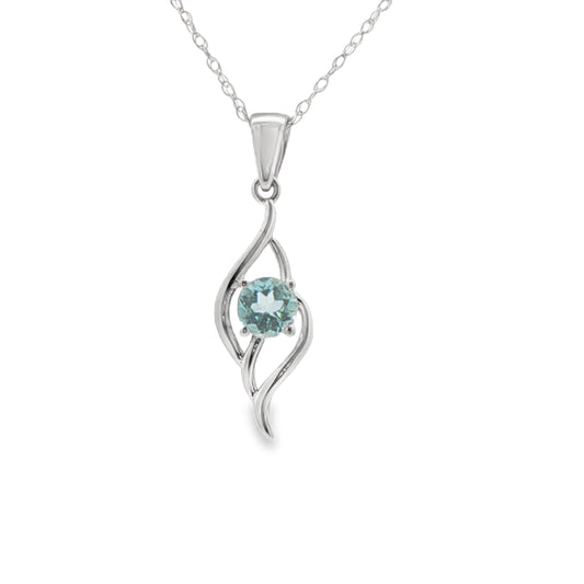 Aquamarine Classic Pendant in 14 Karat White Gold