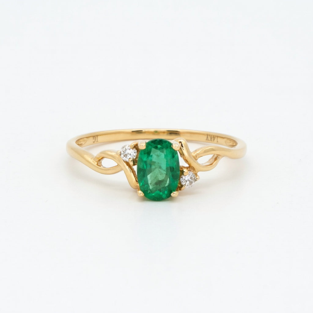 Emerald Classic Woven Ring in 14 Karat Yellow Gold