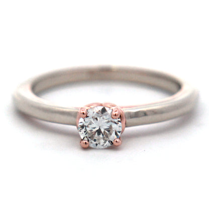 Round Diamond Solitaire Engagement Ring