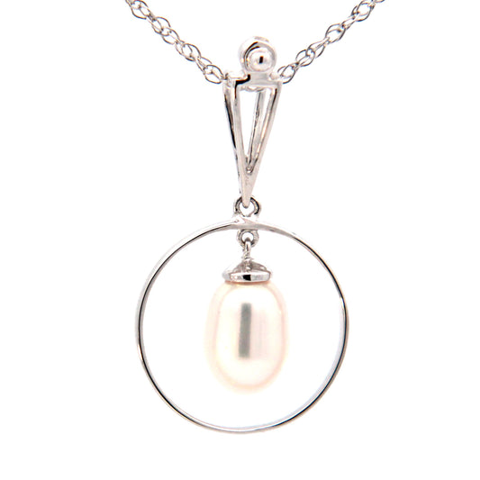 Pearl fashion pendant