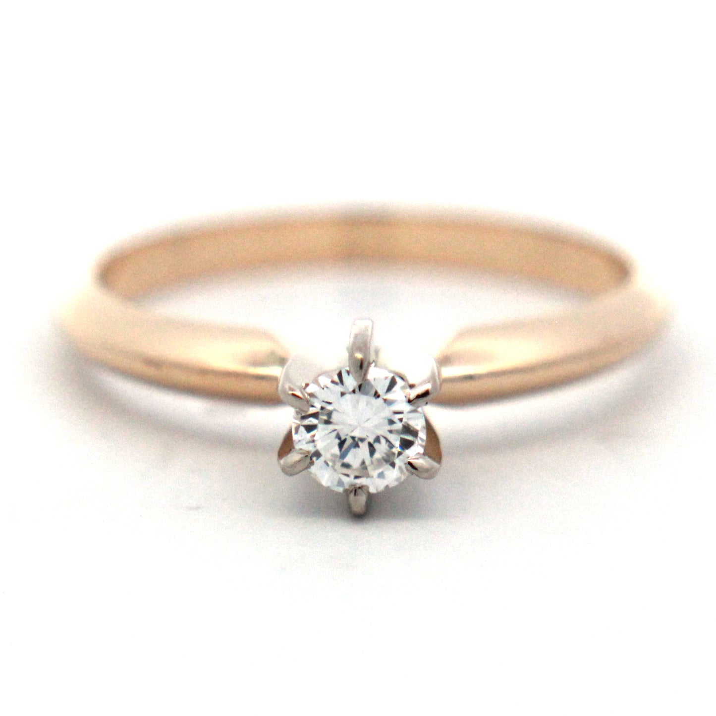 Round Diamond Solitaire Engagement Ring