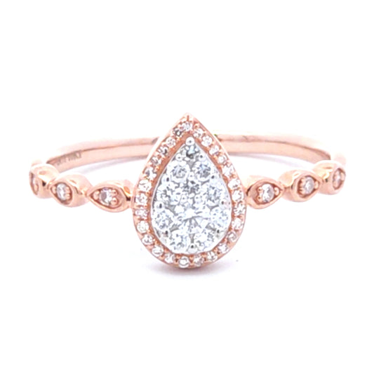 Round Diamonds Halo Engagement Ring